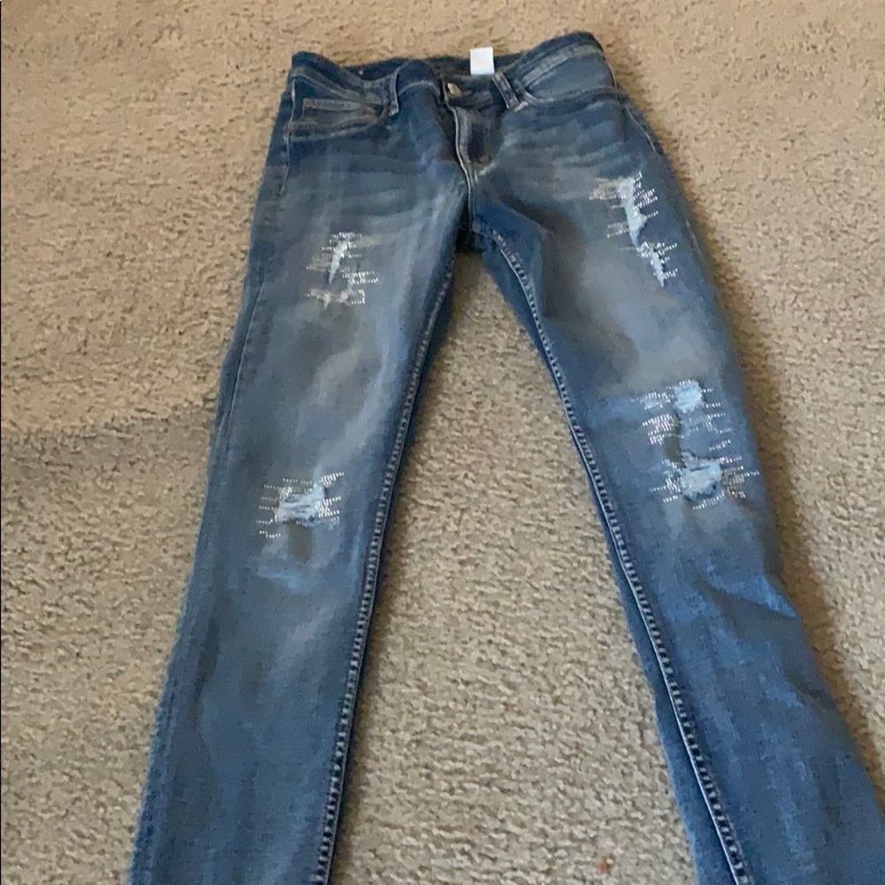 Skinny distressed jeans